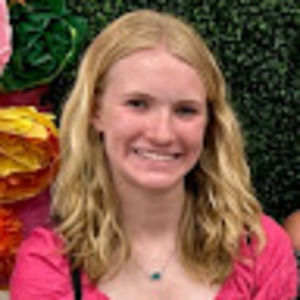 Meet your Posher, Amalia